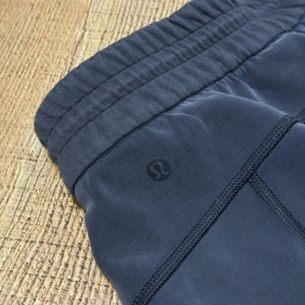 Lululemon Softstreme High-Rise Straight Leg Crop Black size 4